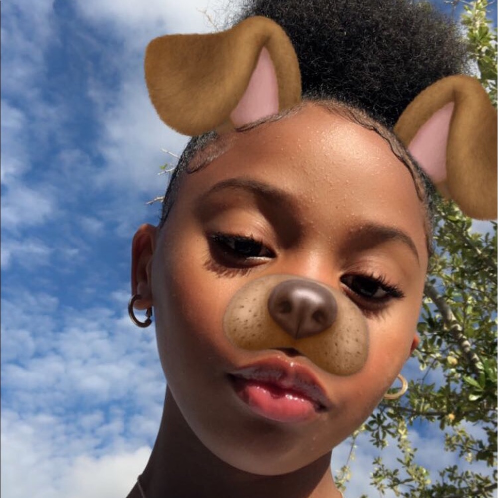 Meet your Posher, Ayana